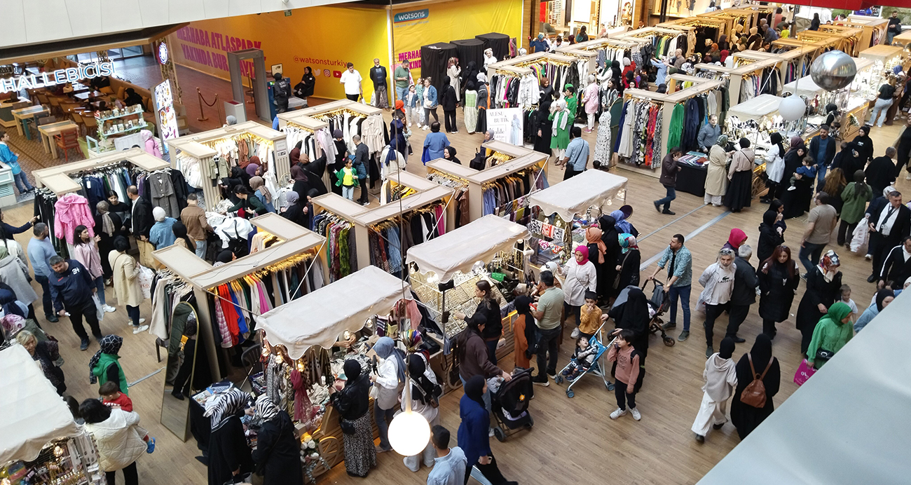 Ramazan Bayramı nedeniyle AVM’ler doldu taştı