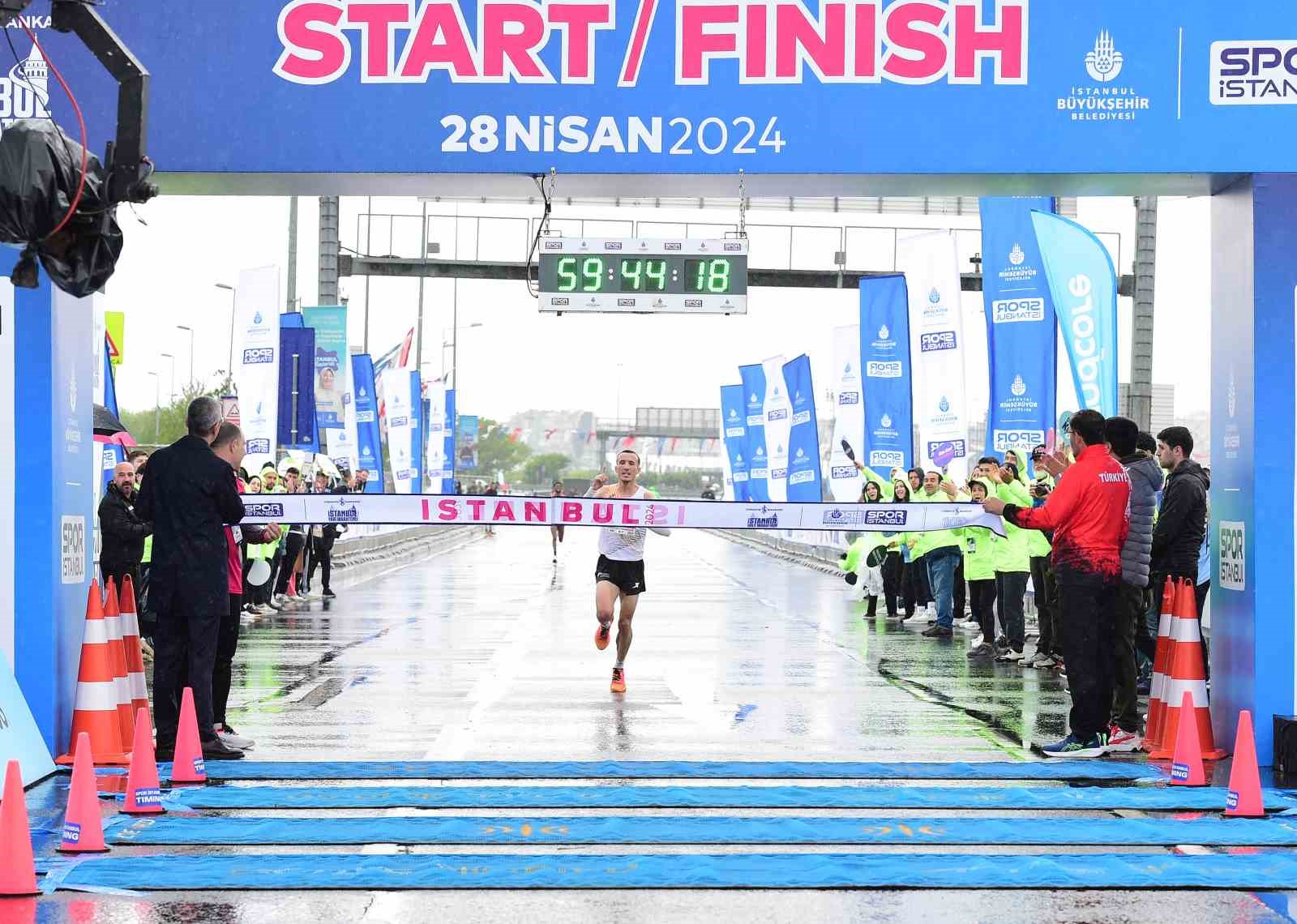 Türkiye İş Bankası 19. İstanbul Yarı Maratonu’nu erkeklerde Hicham Amghar, kadınlar Sheila Chelangat kazandı