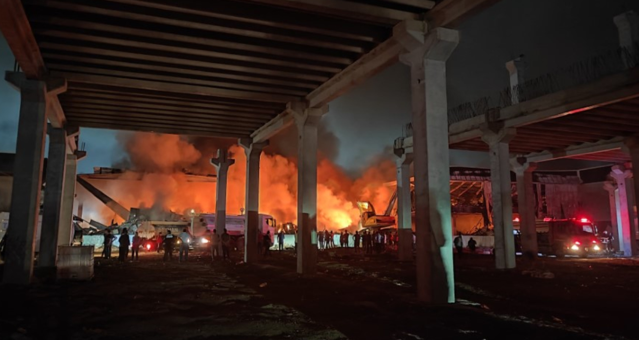 Elektrikli bisiklet fabrikasındaki yangın 2.5 saatte kontrol altına alındı