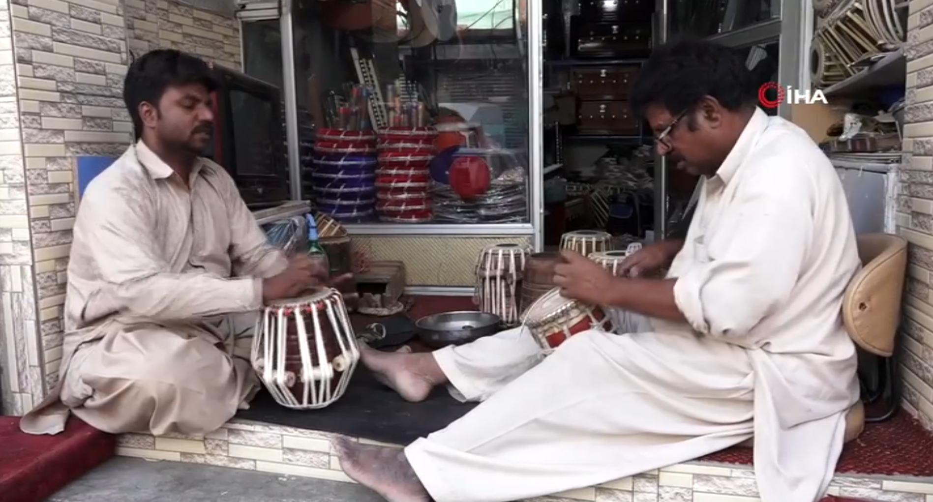 Crafting The Beats Of Pakistan’s Dhol And Tabla