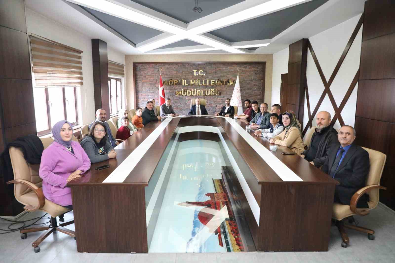 Ağrı’da Sağlıklı Nesil Sağlıklı Gelecek Yarışması Ödül Töreni düzenlendi