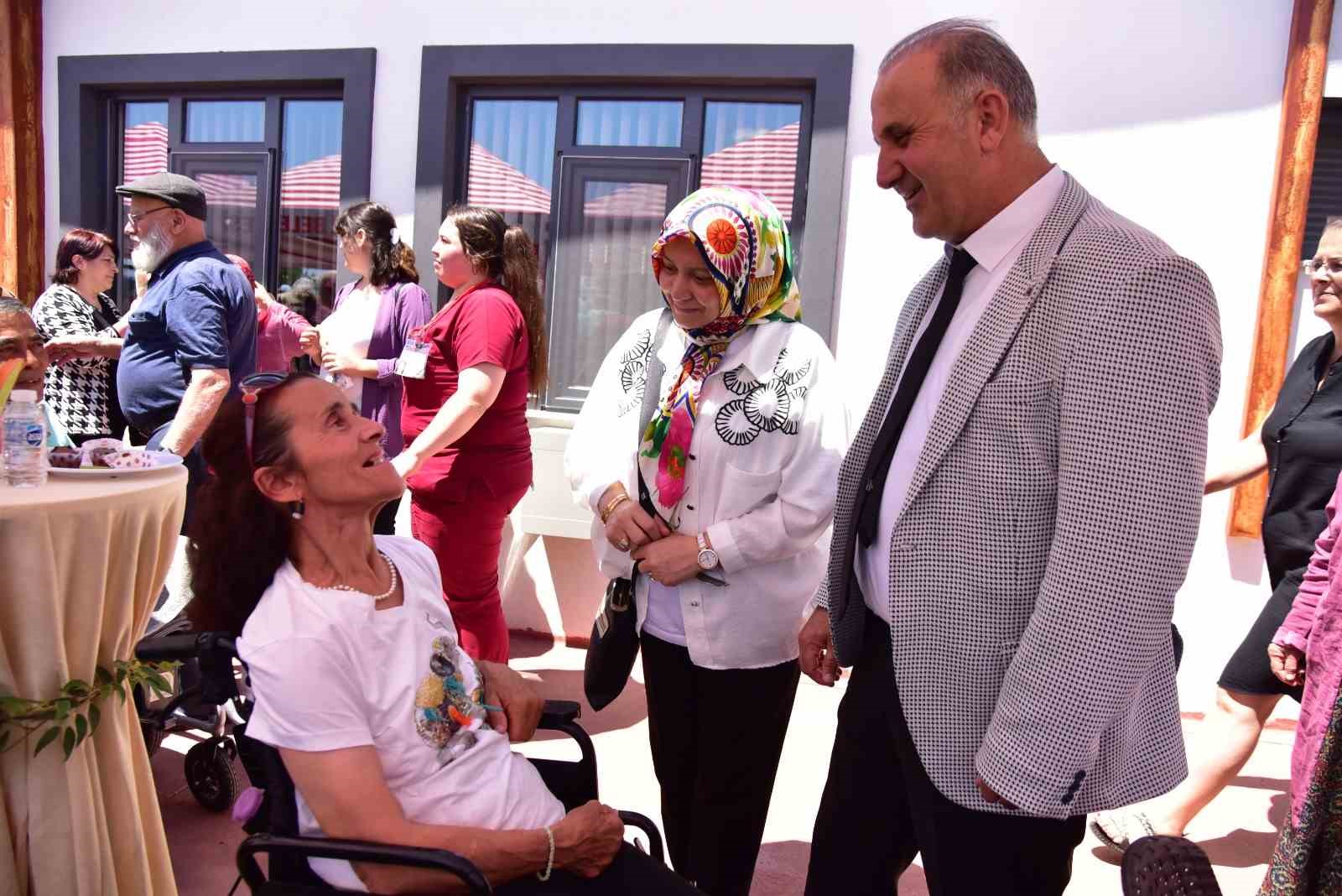 Başkan Kaya sevinçlerine ortak oldu