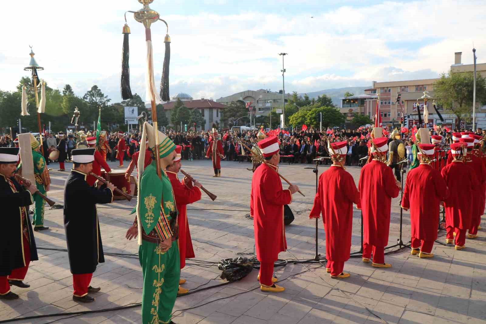 MSB Mehteran Birliği, Erzincan’da konser verdi