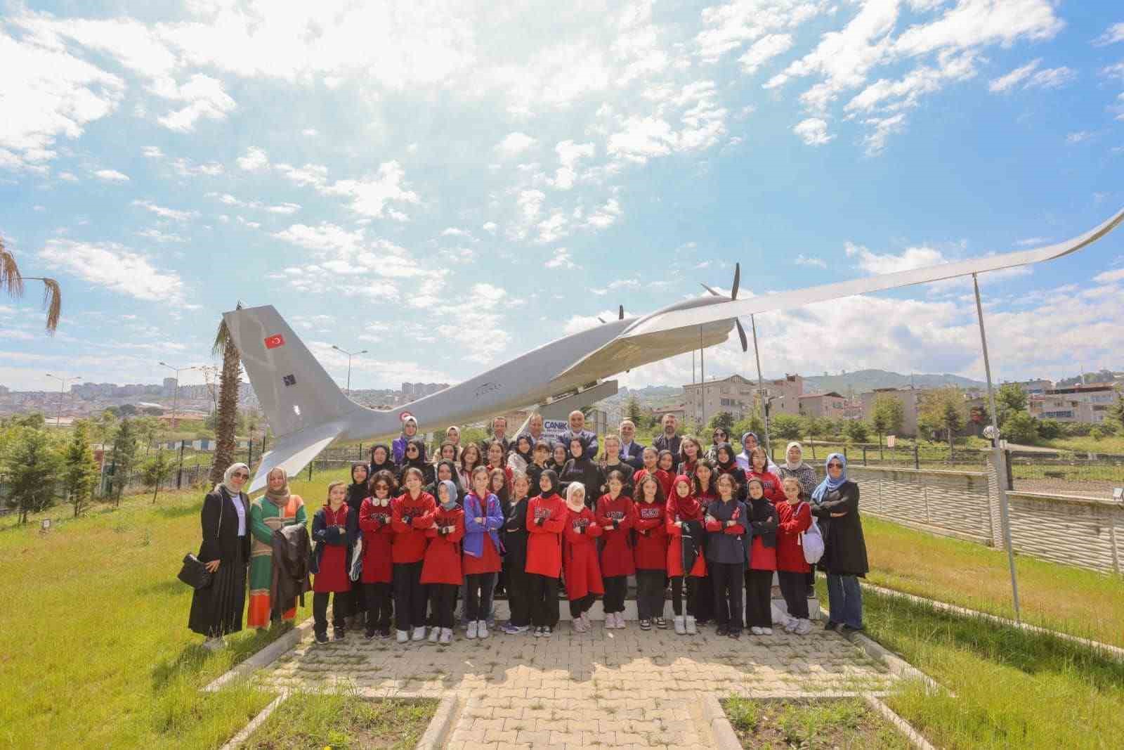 Başkan Sandıkçı: “Öğrencilerimizin deneyim kazanmalarını sağlıyoruz”