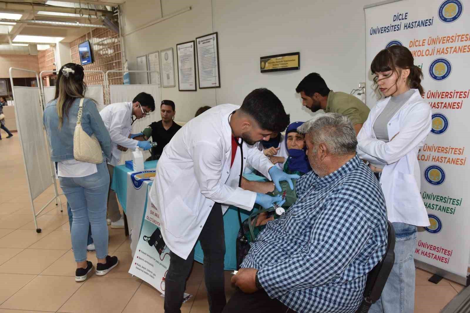 Diyarbakır’da 17 Mayıs Dünya Hipertansiyon Günü’nde bilgilendirme yapıldı