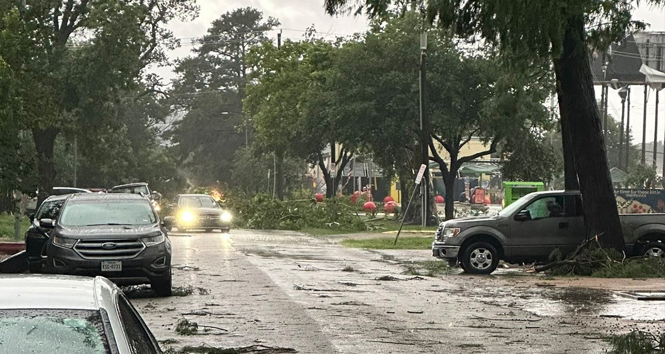 Texas’ı hortum vurdu: 4 kişi öldü, 800 binden fazla ev elektriksiz kaldı