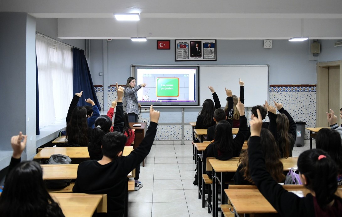 20 bin sözleşmeli öğretmen ataması başvuruları 20 Mayıs’ta başlıyor