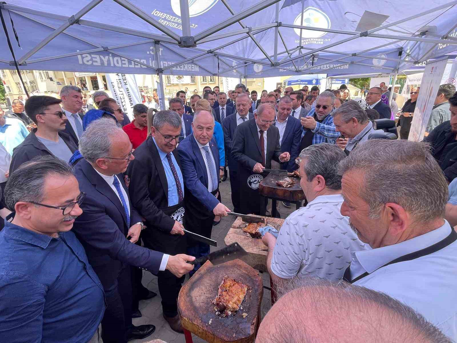 Denizli’ye özgü lezzetler damakları çatlattı