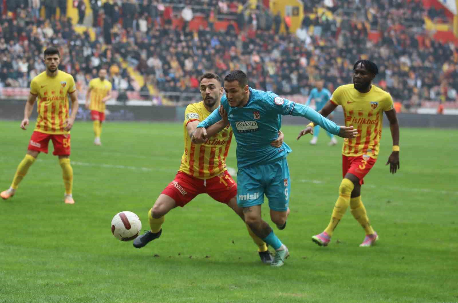 Sivasspor ile Kayserispor 34. randevuda