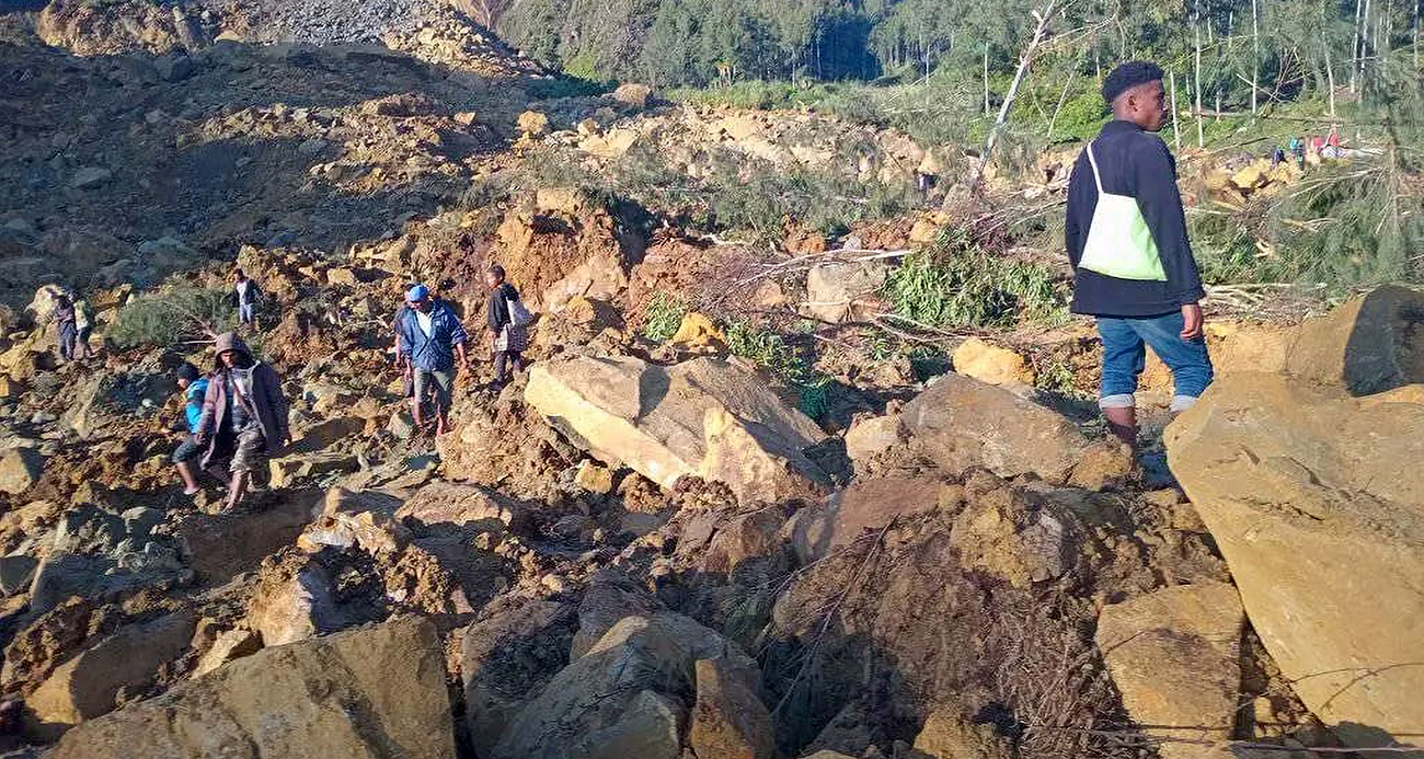 Papua Yeni Gine'de toprak kayması: 100'den fazla ölü olduğu tahmin ediliyor