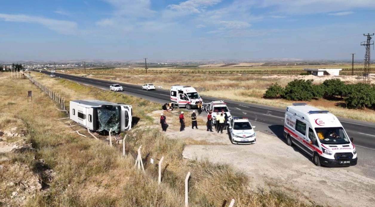 Şanlıurfa’da yolcu otobüsü devrildi: 6 yaralı