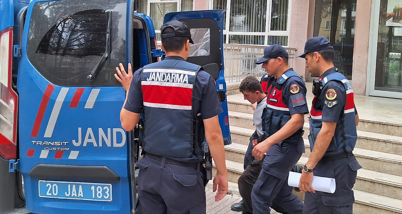 Anne babasına pusu kurup, cinayet ihbarı yapan evlat tutuklandı