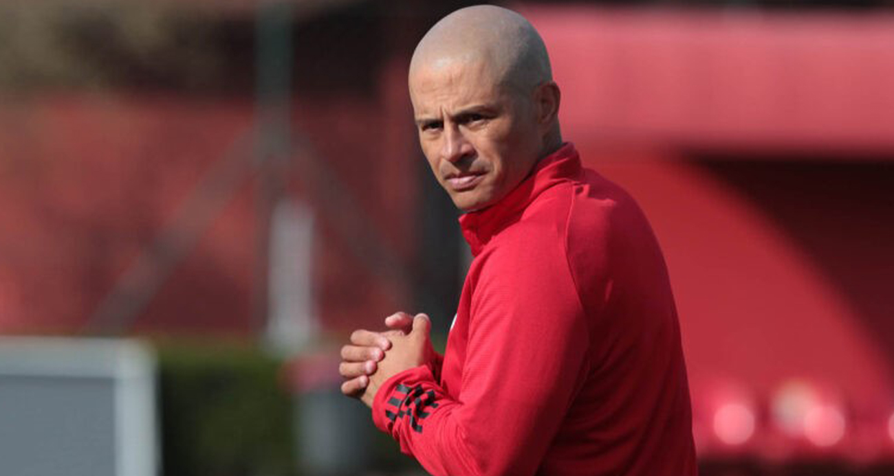 Alex de Souza yarın Antalya’da