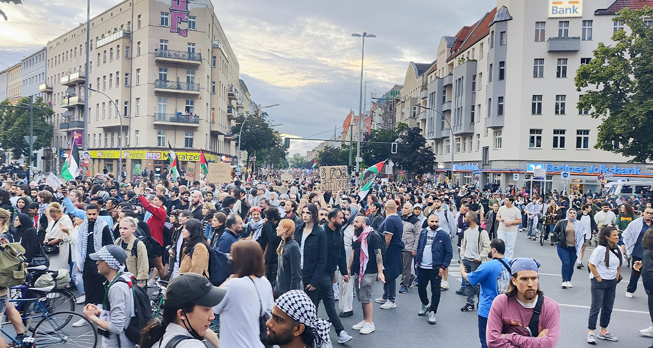 İsrail'in Refah'a yönelik saldırıları Berlin'de protesto edildi