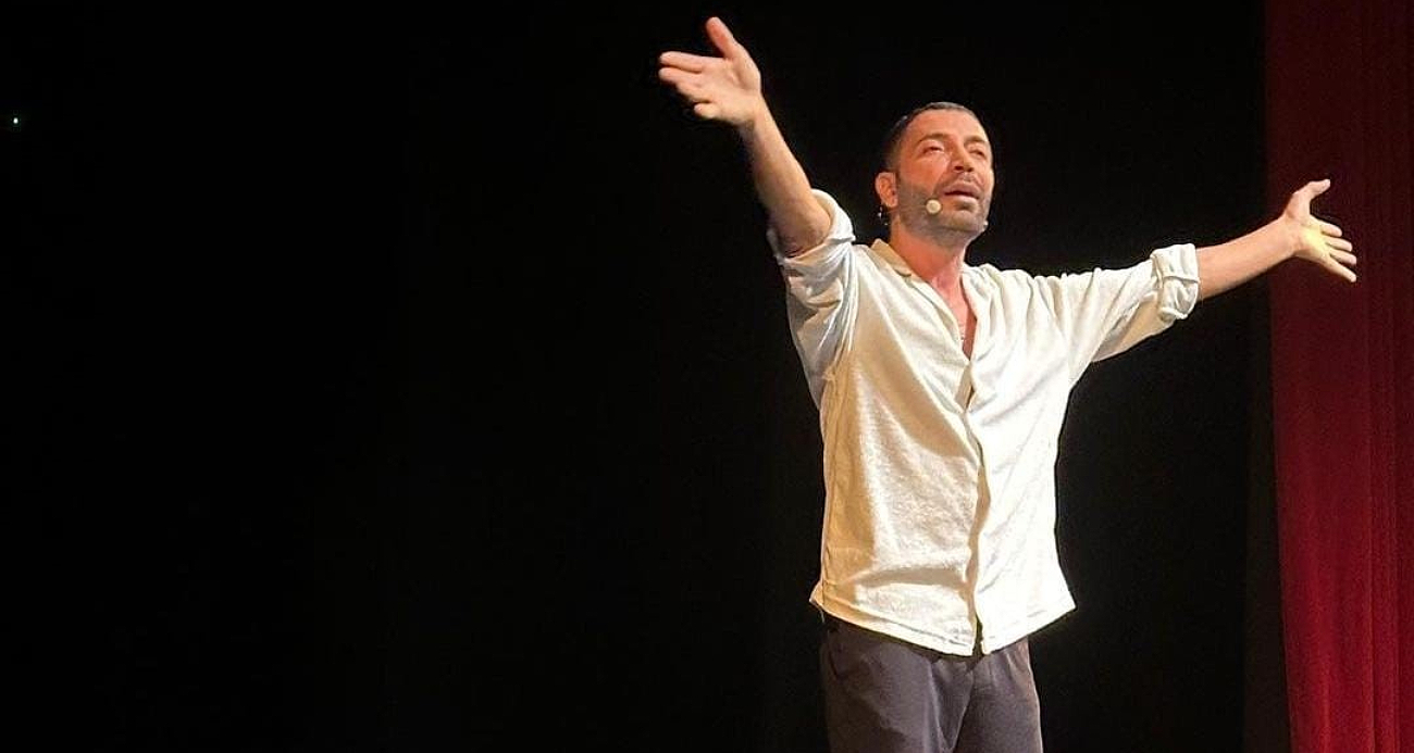 Yazar Aşkım Kapışmak gözaltına alındı