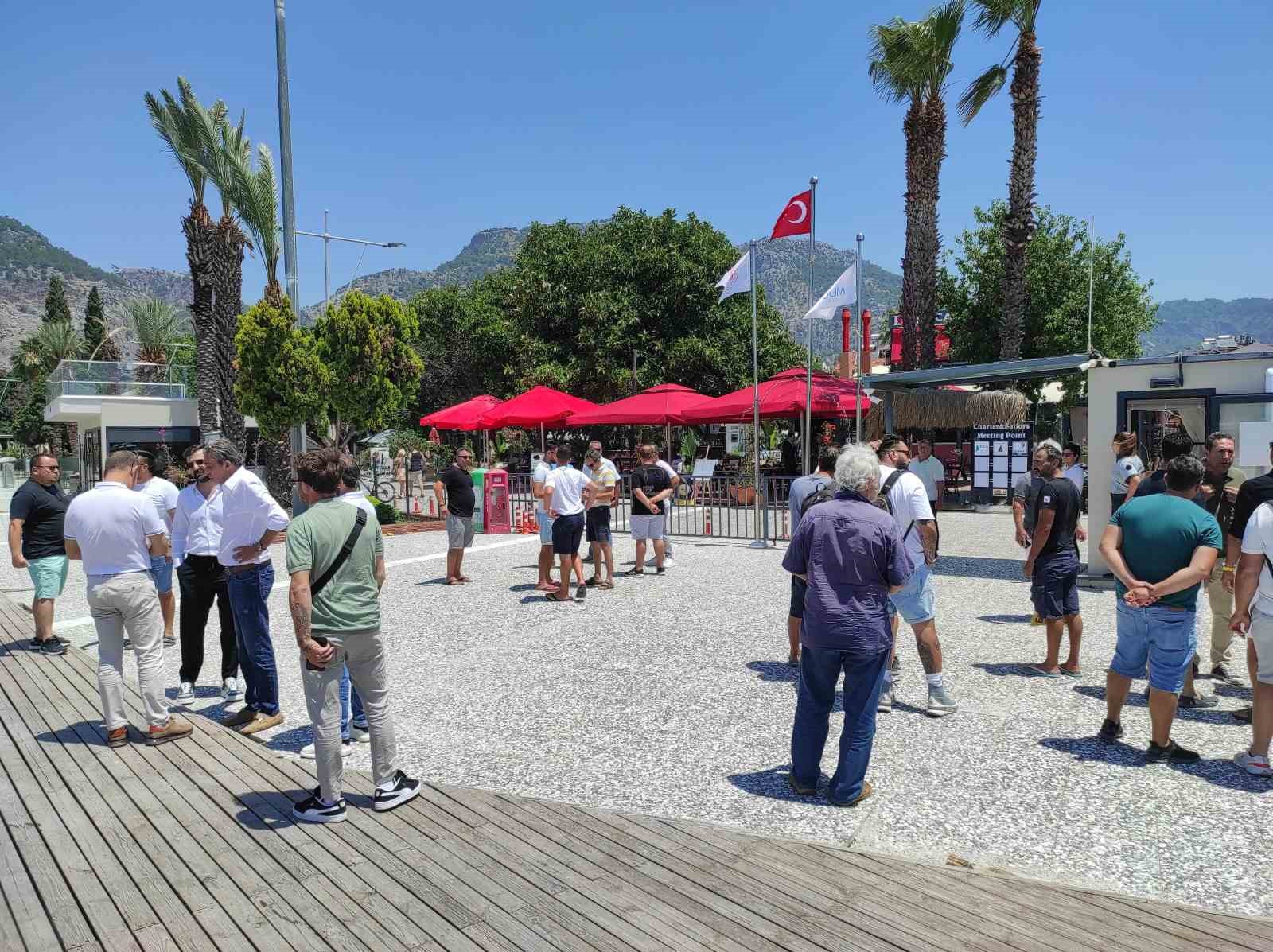 Göcek’te tekne bağlama fiyat sorunu çözüldü