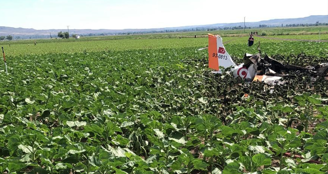 Kayseri'de eğitim uçağı düştü