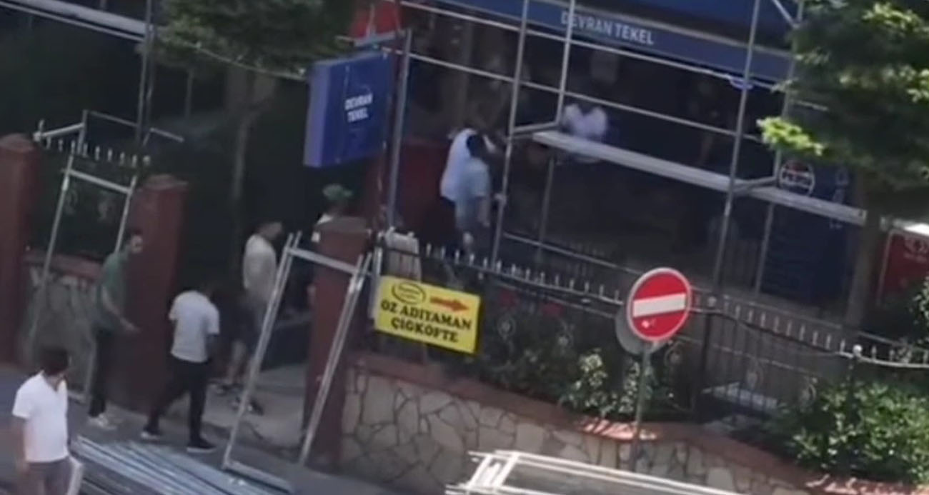 Çekmeköy’de inşaat işçilerinin tekel bayisine saldırı anı kamerada