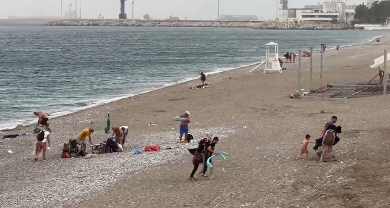 Antalya’da şaşırtan hava değişimi: 38 dereceli gök gürültülü sağanak