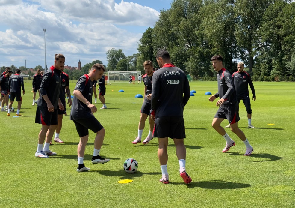 A Milli Futbol Takımı, Polonya maçı hazırlıklarını tamamladı