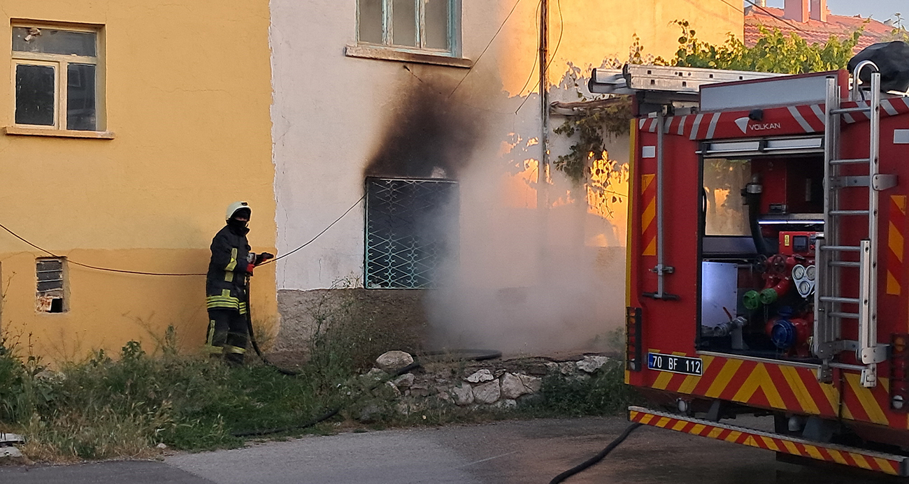 Ev sahibine kızan öfkeli kiracı evi ateşe verdi