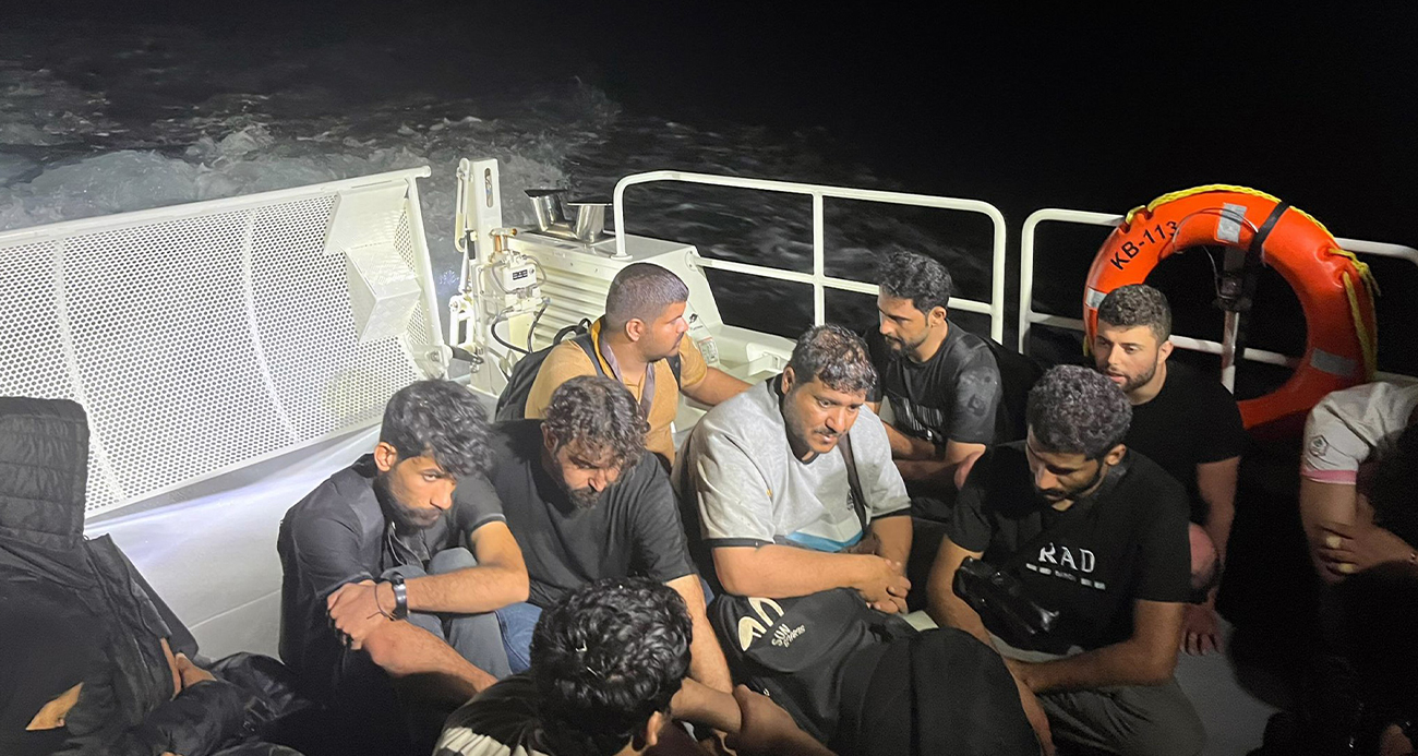 Datça’da 13 düzensiz göçmen yakalandı