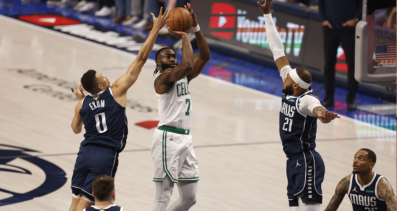 Boston Celtics, NBA final serisinde durumu 3-0 yaptı