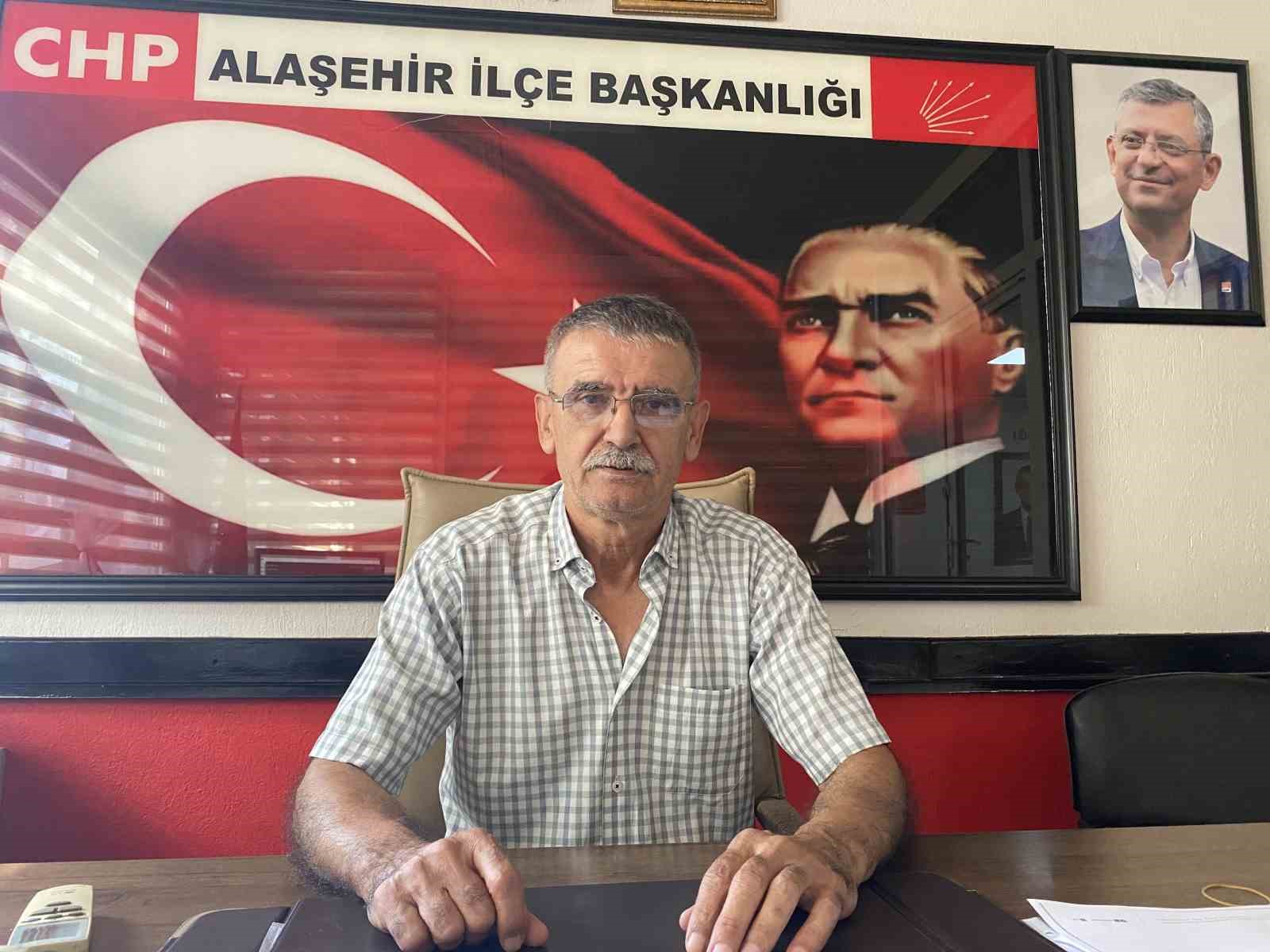 Alaşehir CHP’de Yeni Başkan Mehmet Kayacık Oldu