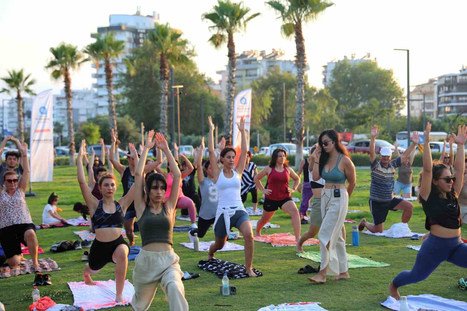 Antalya Büyükşehir’den Dünya Yoga Günü’ne özel etkinlik