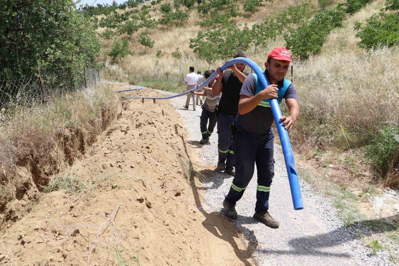 Poyraz Mahallesine sağlıklı ve kesintisiz içme suyu hattı