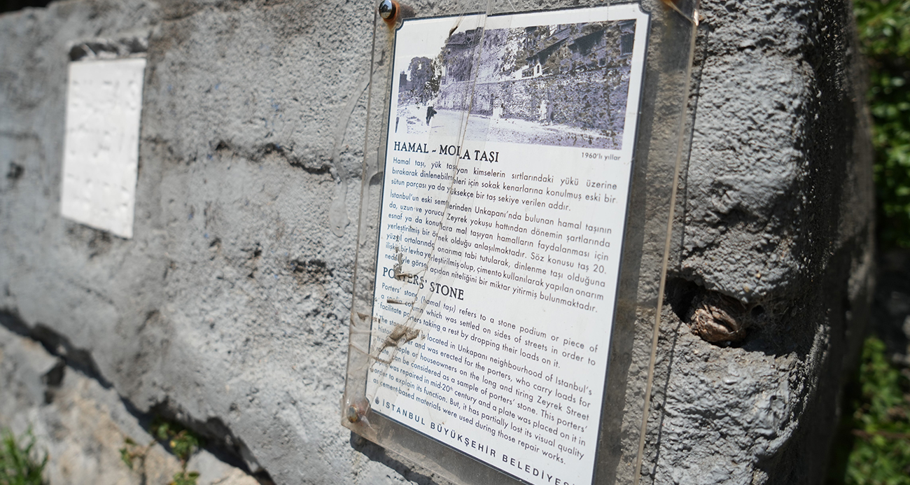 İstanbul’un sokaklarında tarihe tanıklık eden merhametin simgesi mola taşları