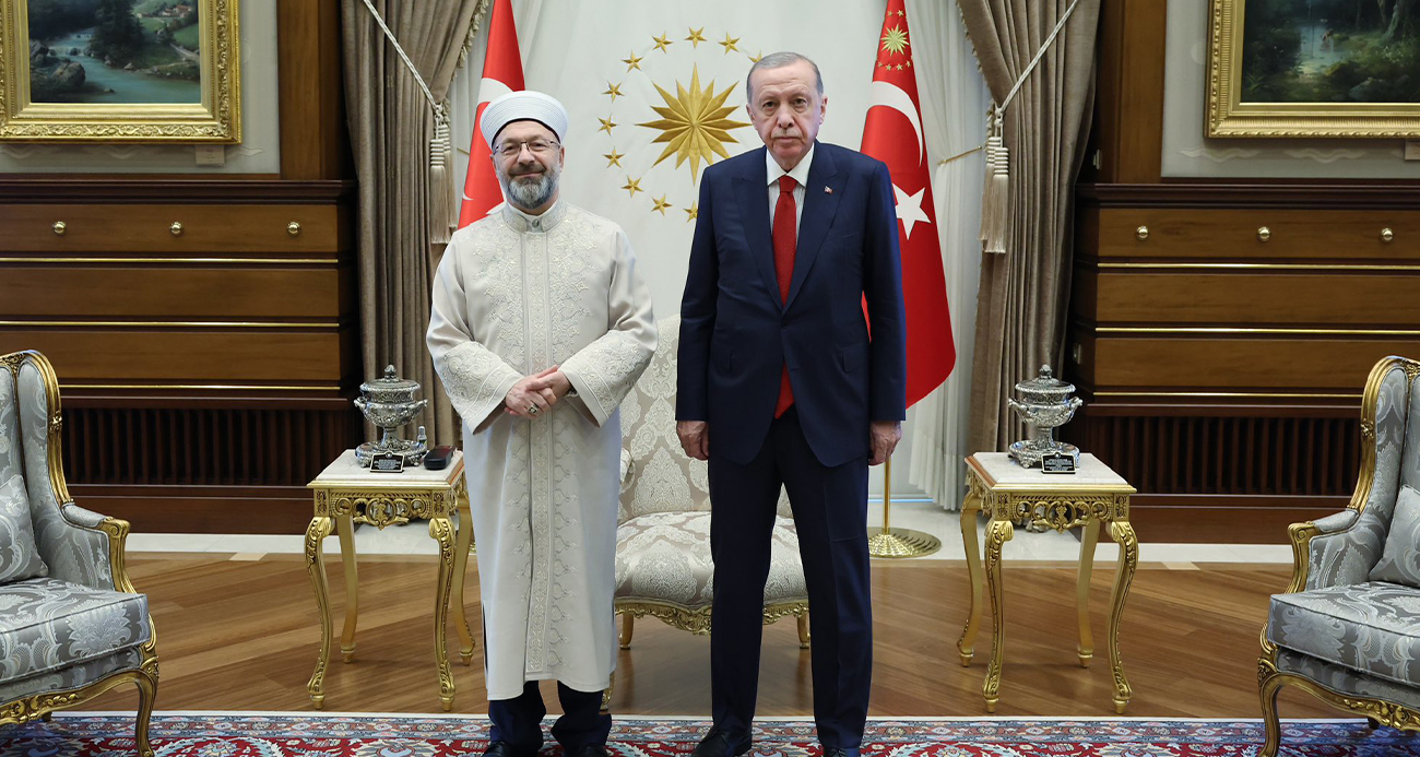 Cumhurbaşkanı Erdoğan, Diyanet İşleri Başkanı Erbaş’ı kabul etti