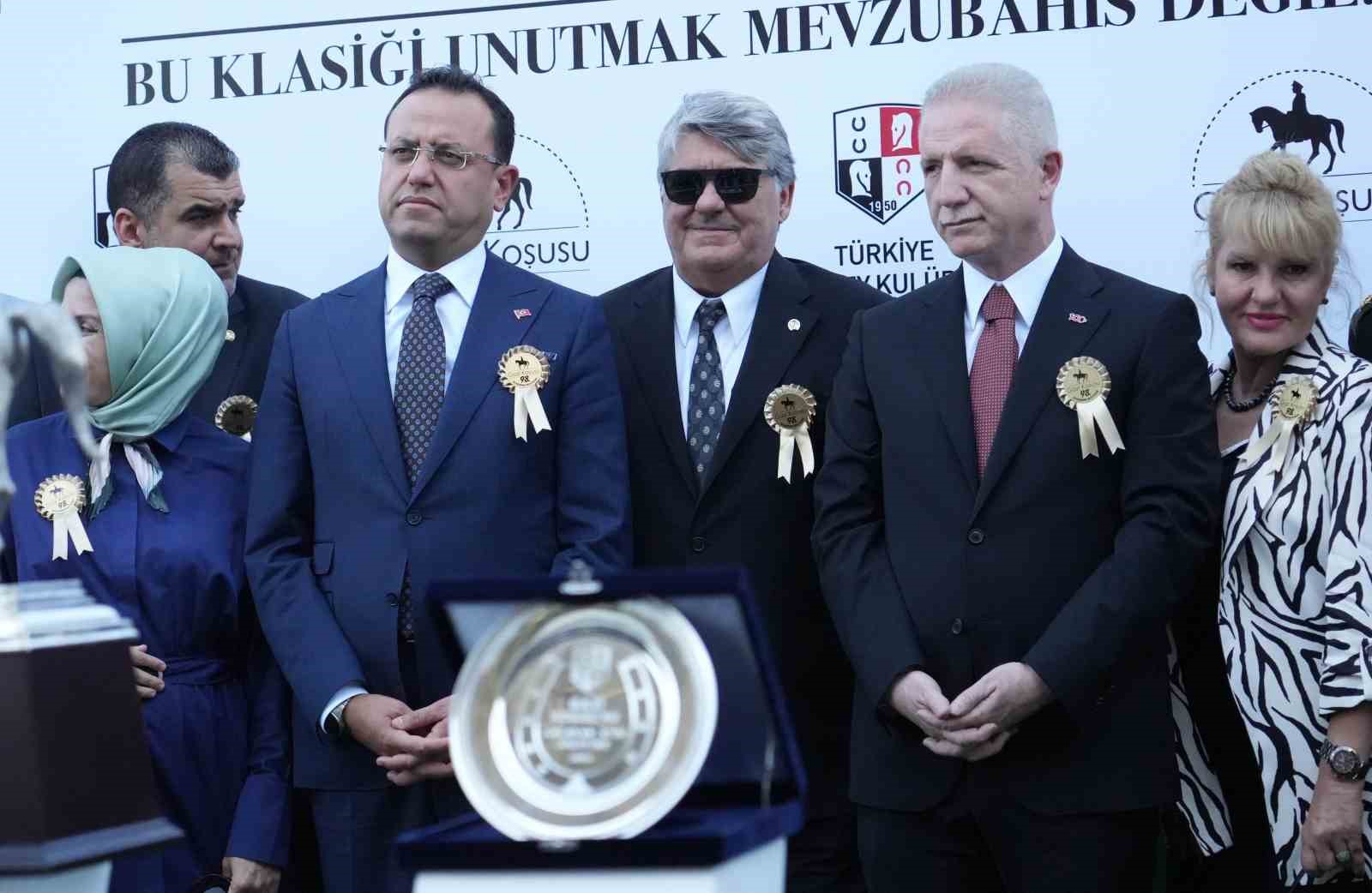 98. Gazi Koşusu şampiyonu Akın Sözen: 