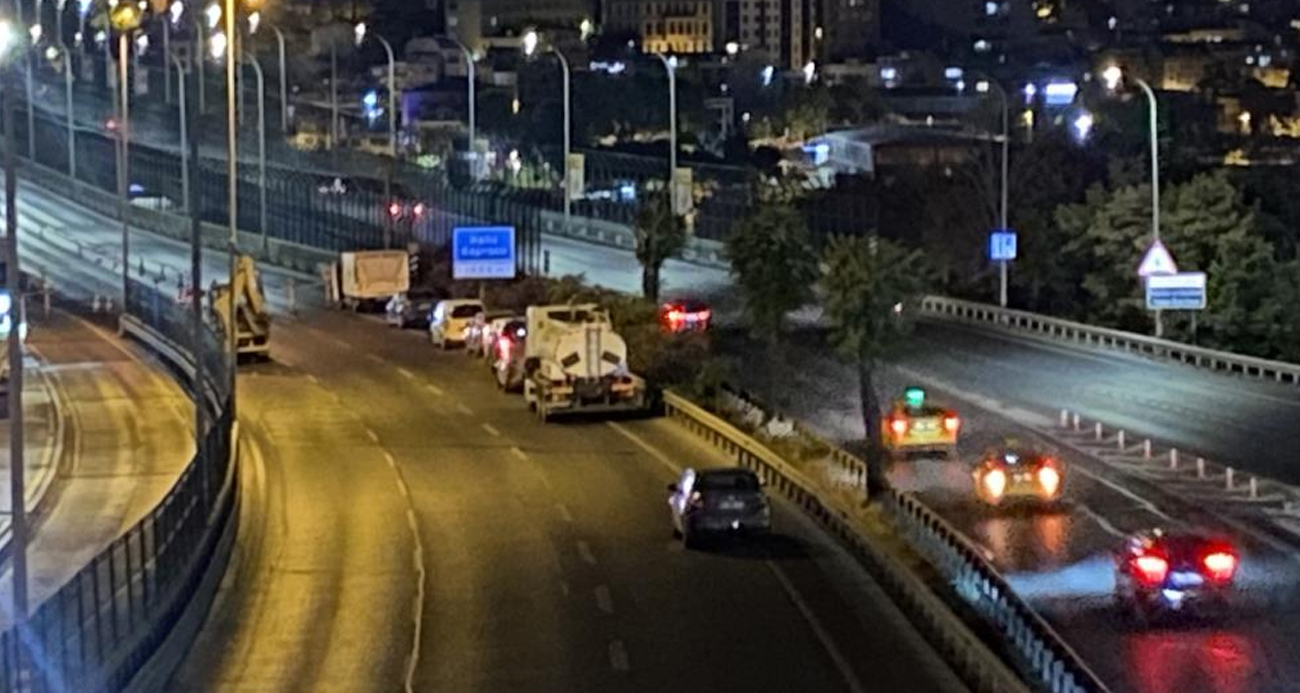Haliç Köprüsü’nde asfalt yenileme çalışması: Ankara istikameti trafiğe kapatıldı