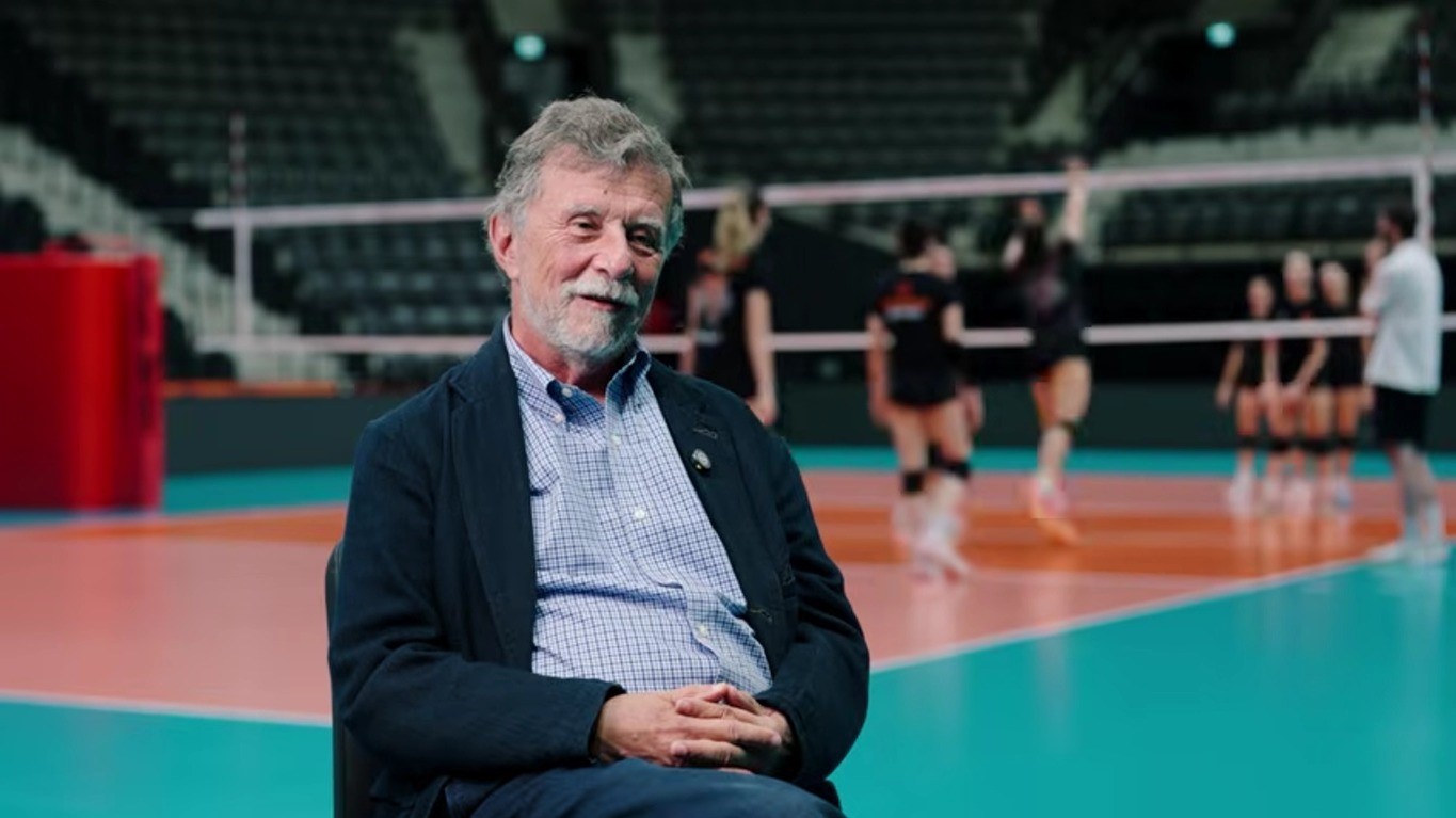 faruk-eczacibasi-eczacibasi-spor-kulubu-nun-60-yillik-spor-kulturunu-anlatti
