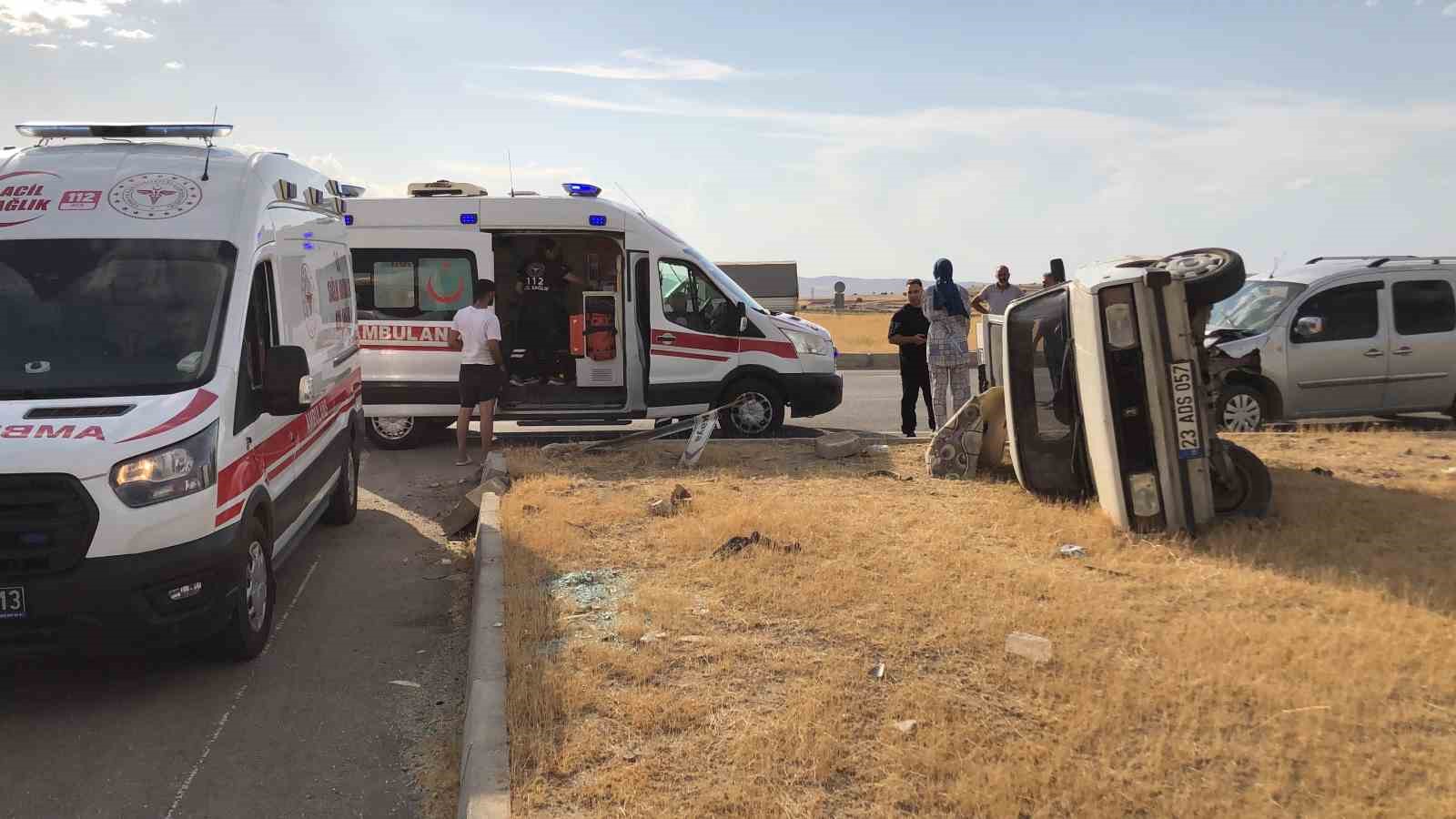 Elazığ’da trafik kazası: 4 yaralı