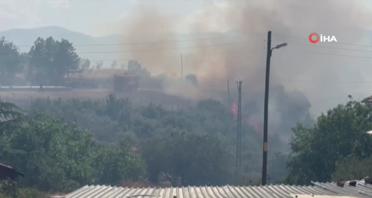 Kızılcahamam’da orman yangını: Alevler Saray köyüne ulaştı