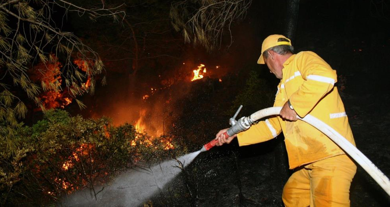Bodrum’daki orman yangınının söndürme çalışmalarında 11. saate girildi