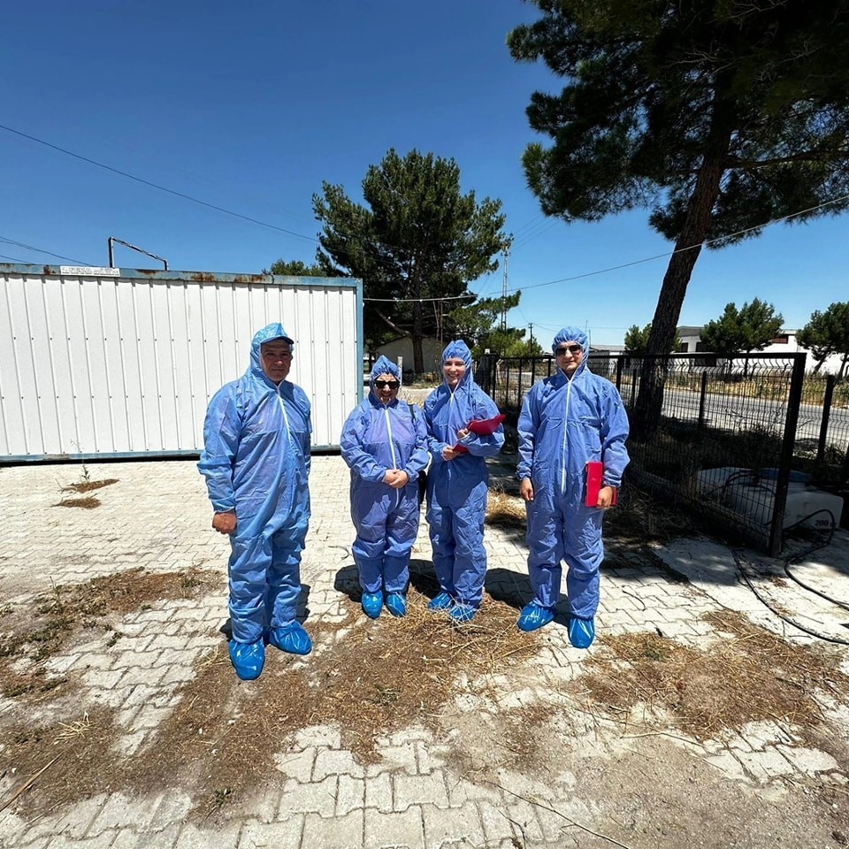 Başmakçı’da tavuk ve yumurta üretim merkezlerine yönelik denetim