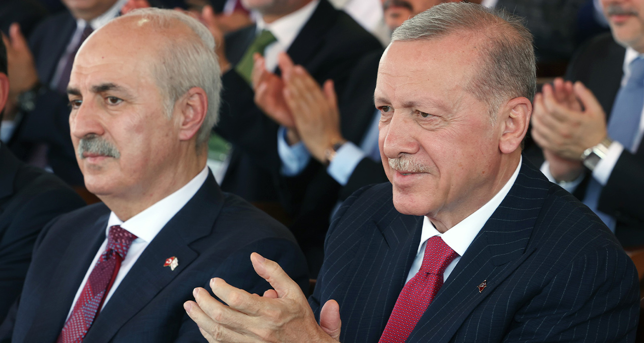 Cumhurbaşkanı Erdoğan, tören alanında alkışlarla karşılandı