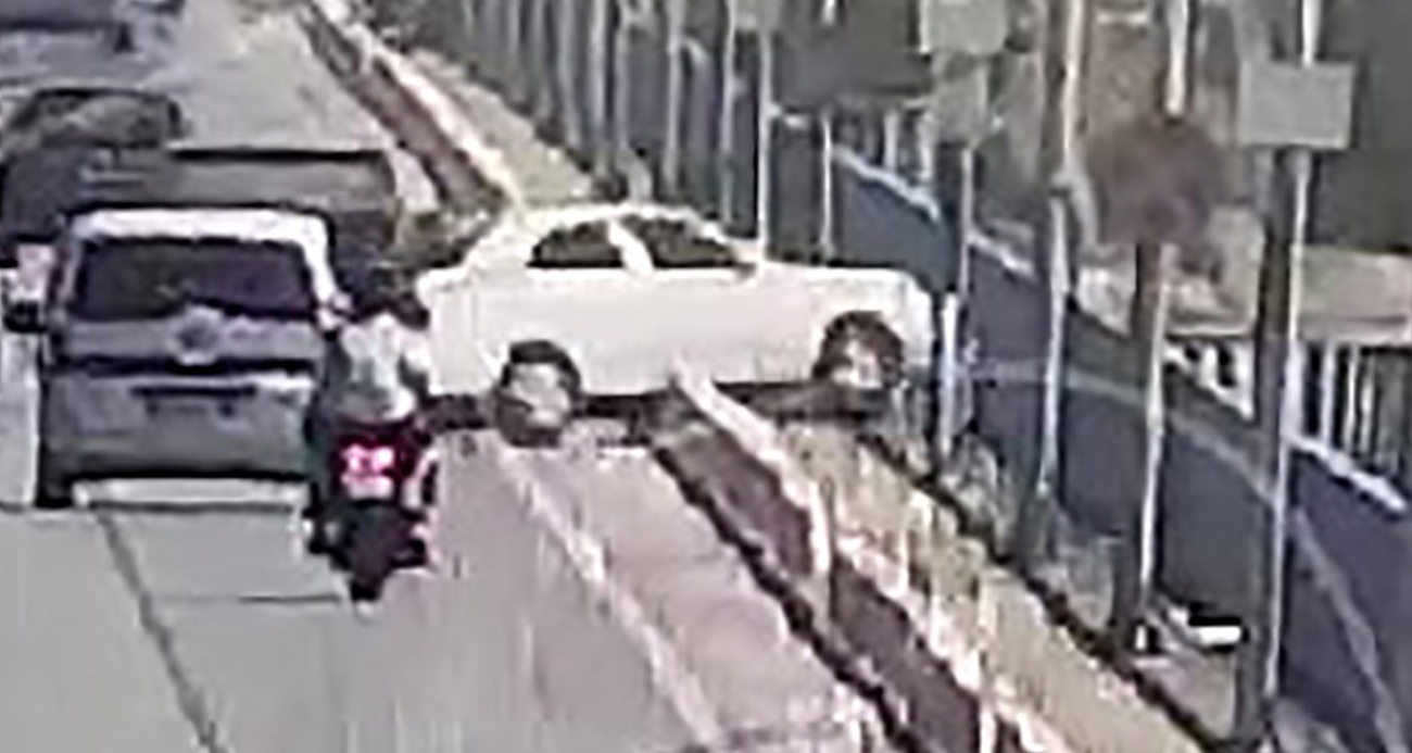 Adana’da 4 kişilik ailenin yok olduğu kaza kamerada