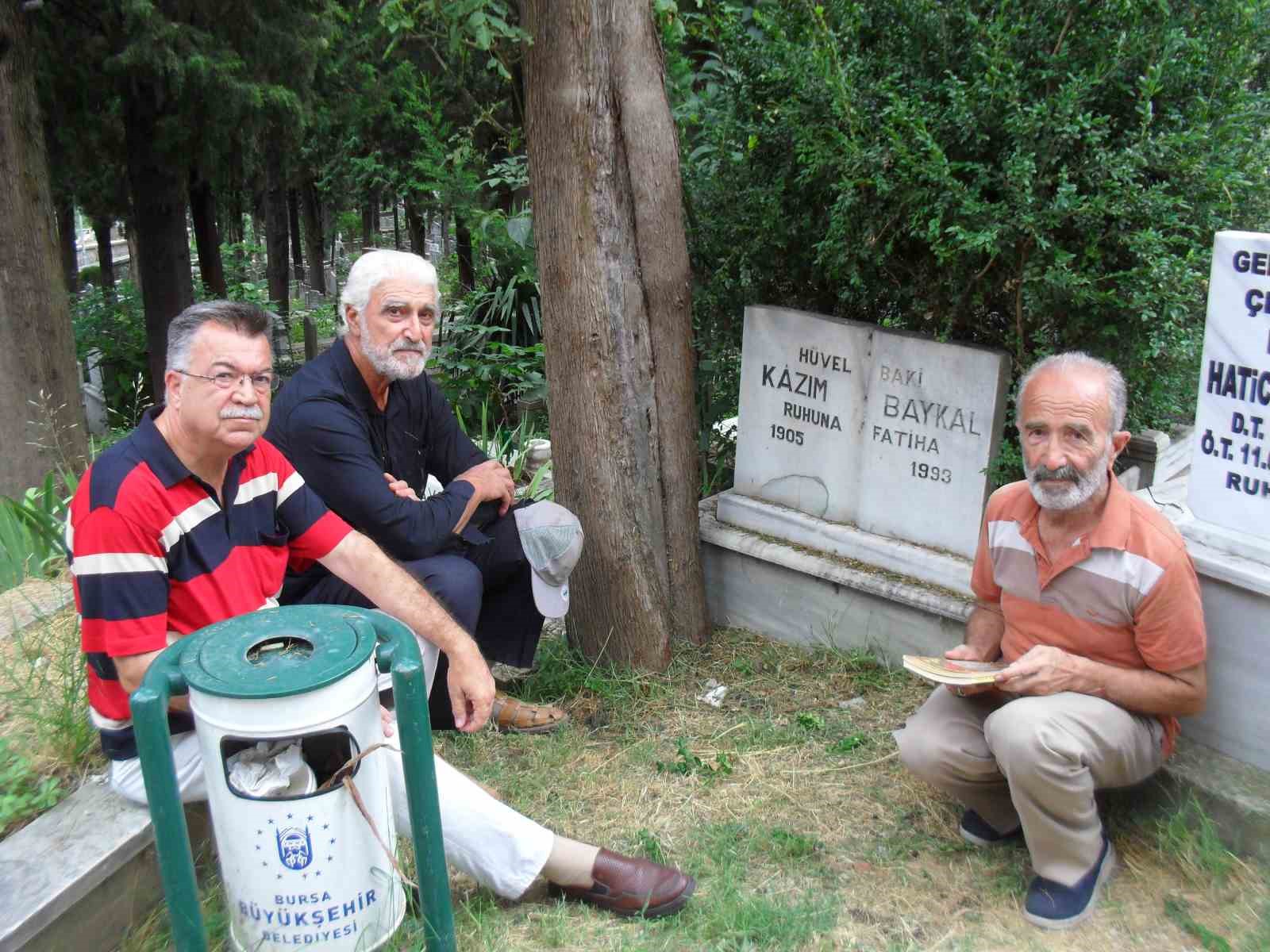 Kazım Baykal vefatının 31. yıldönümünde dualarla anıldı