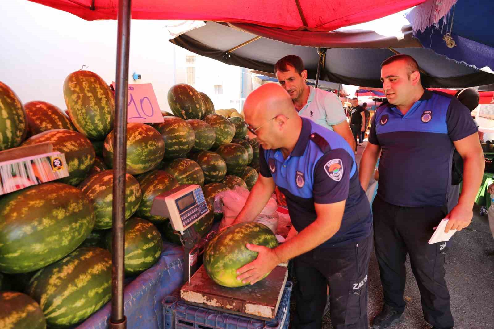 İlkadım’da pazarlar kontrol altında