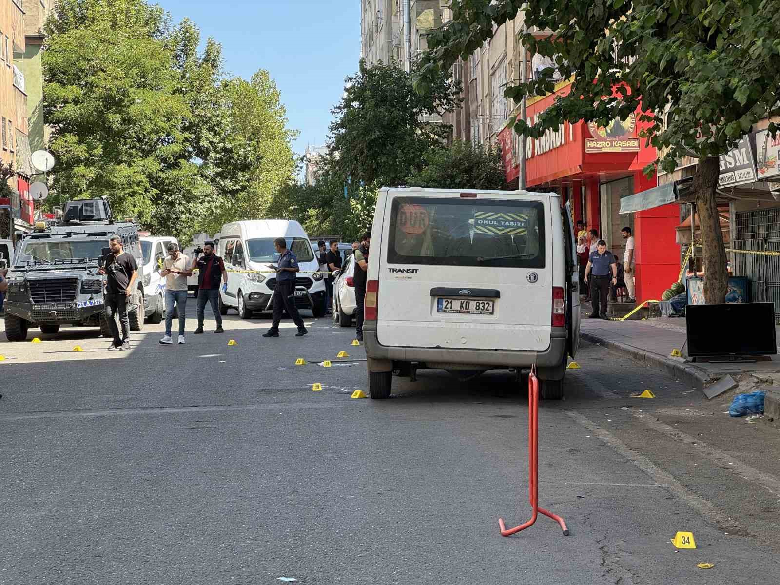 Diyarbakır’da akraba iki aile arasında kavga: 1 ölü, 6 yaralı