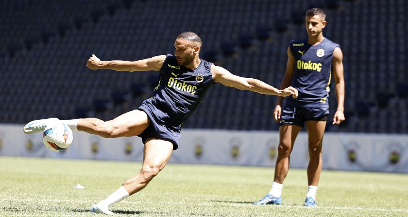 Fenerbahçe, Lille maçı hazırlıklarını Ülker Stadyumu’nda yaptığı antrenmanla sürdürdü