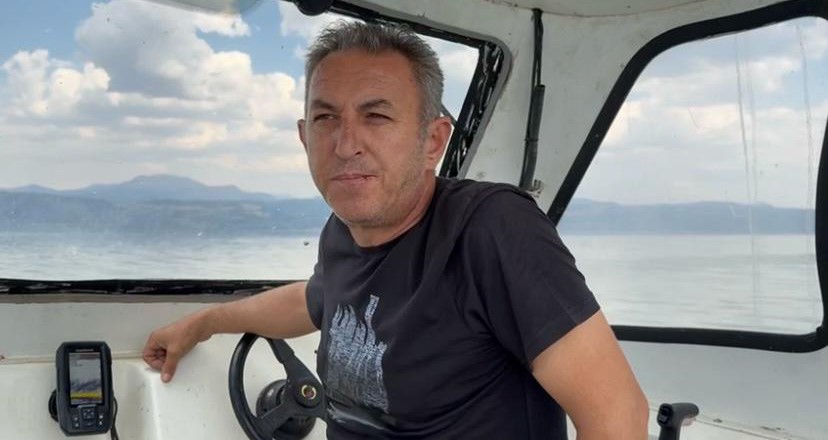 Eğirdir Gölü’nde ilginç görüntü: su kaynağı görünümünde su kabarcığı tespit edildi