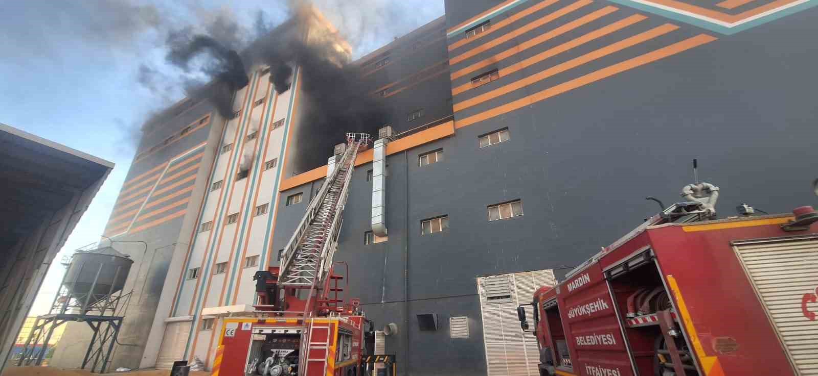 Mardin’de un fabrikasında yangın