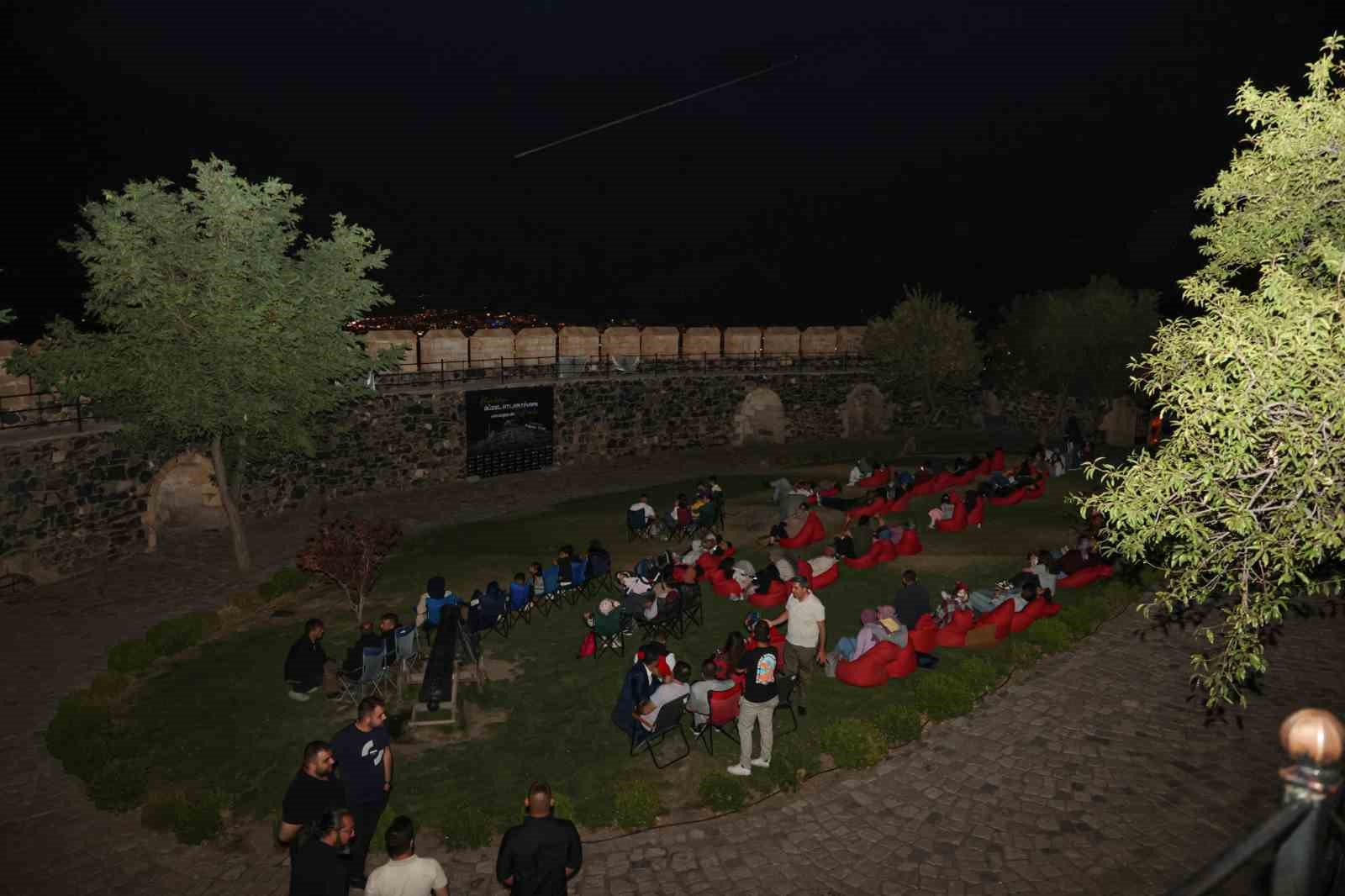 Kayaşehir’de Perseid Meteor Yağmuru gözlemlendi