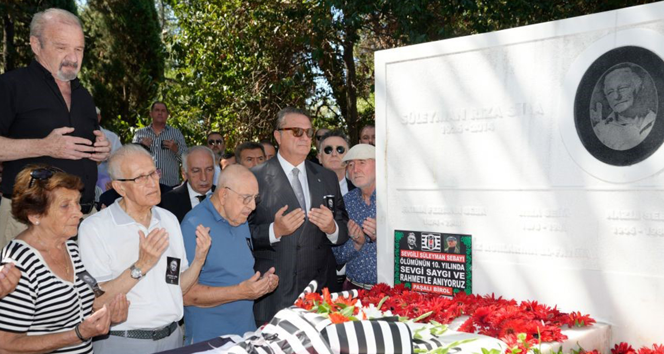 Süleyman Seba, kabri başında anıldı