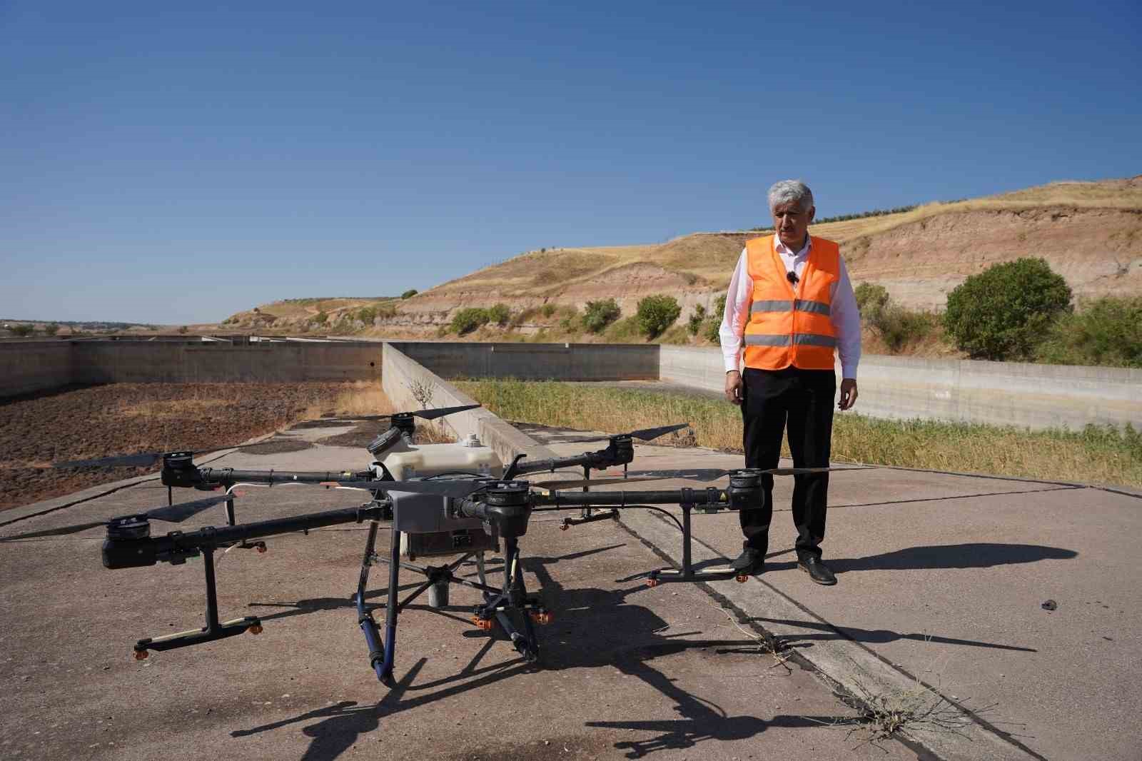 Kahta’da sivrisinekle mücadelede dronlu çözüm